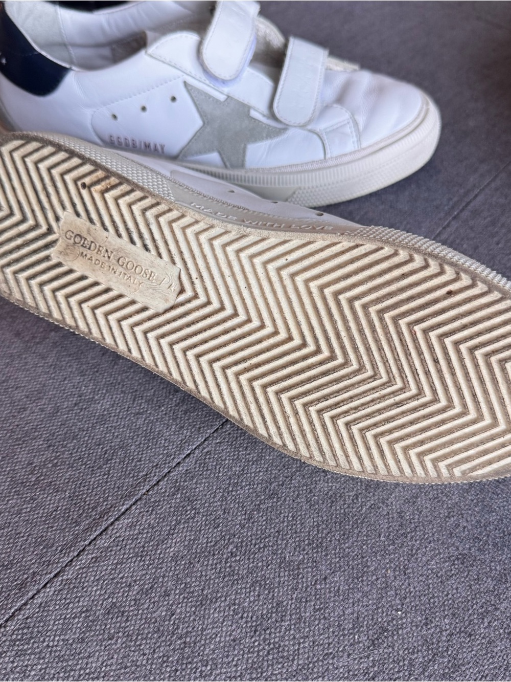 Golden Goose White Sneakers with Gray Star and Navy- Velcro straps -rare find! - Picture 8 of 11